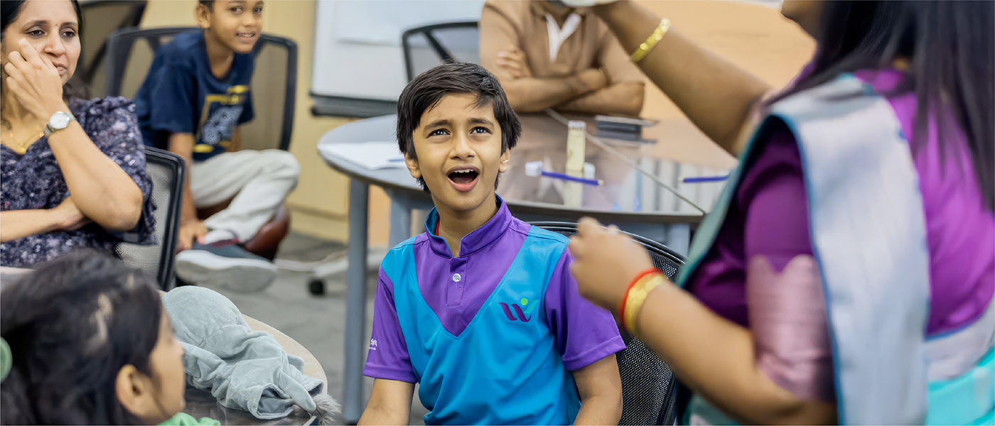 நாவில் தமிழ்<br>நாளும் தமிழ்